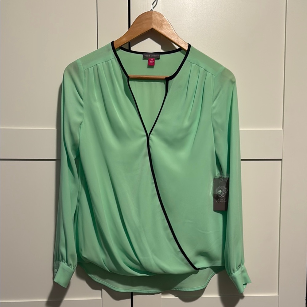 NWT Vince Camino Mint Green Women's Blouse